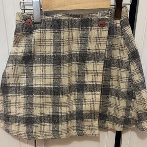 Le Chateau Mini Skirt